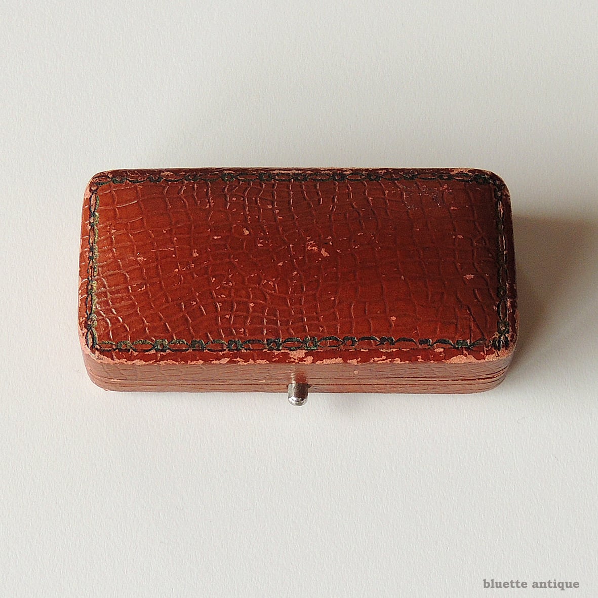 英国アンティークジュエリーケース E. SWEENEY ベージュベルベット