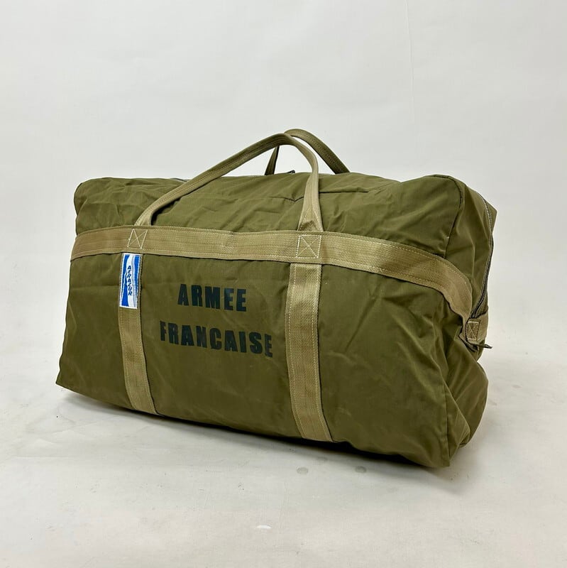 h*o様 【希少】【新品】仏軍 AERAZUR パラシュートバッグ 65L 金属 希少】【新品】80-90s フランス軍 AERAZUR パラシュートバッグ 65L