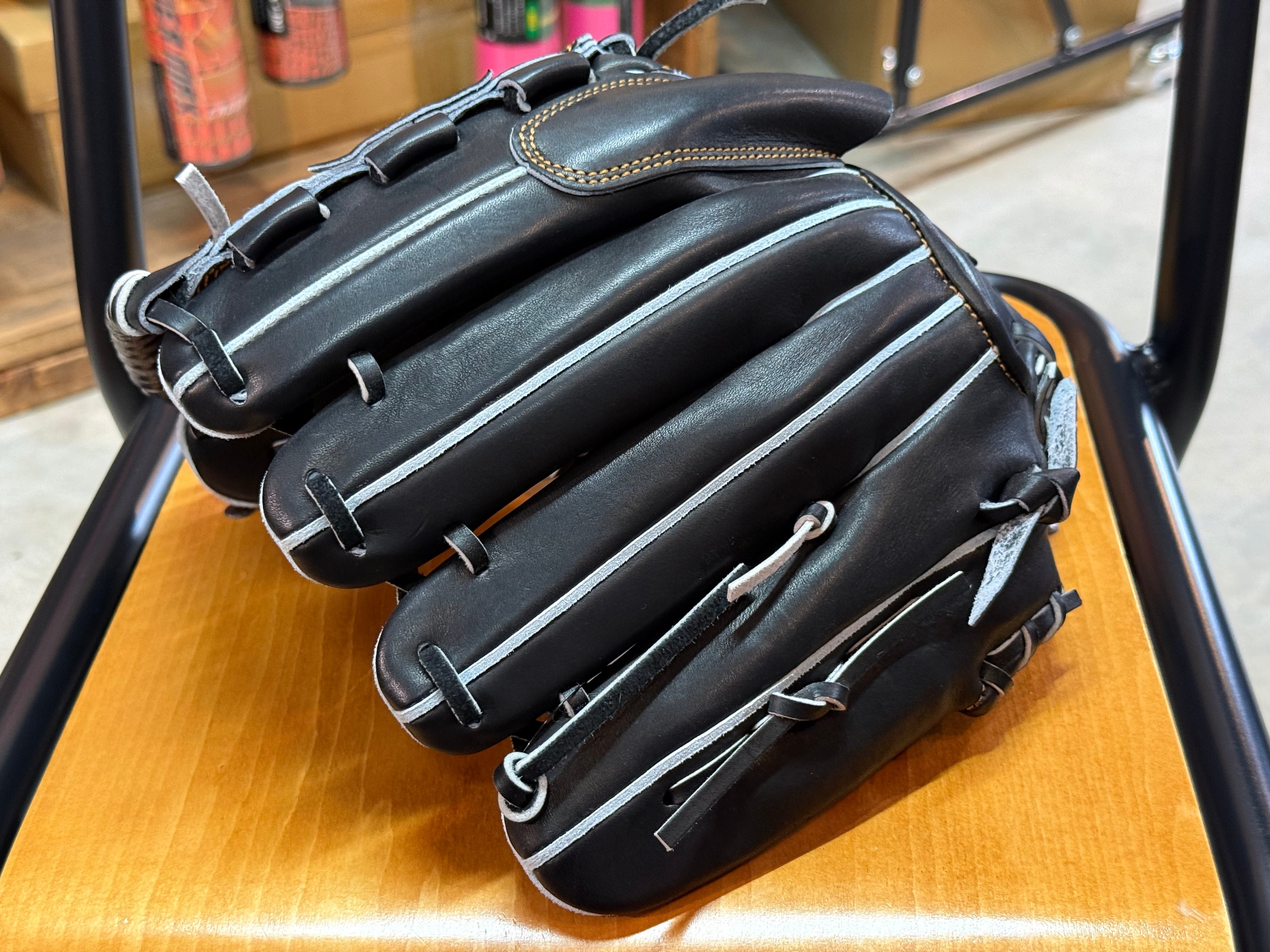 D-Quest 硬式投手用 112型 ブラック×ブラック | 野球専門店