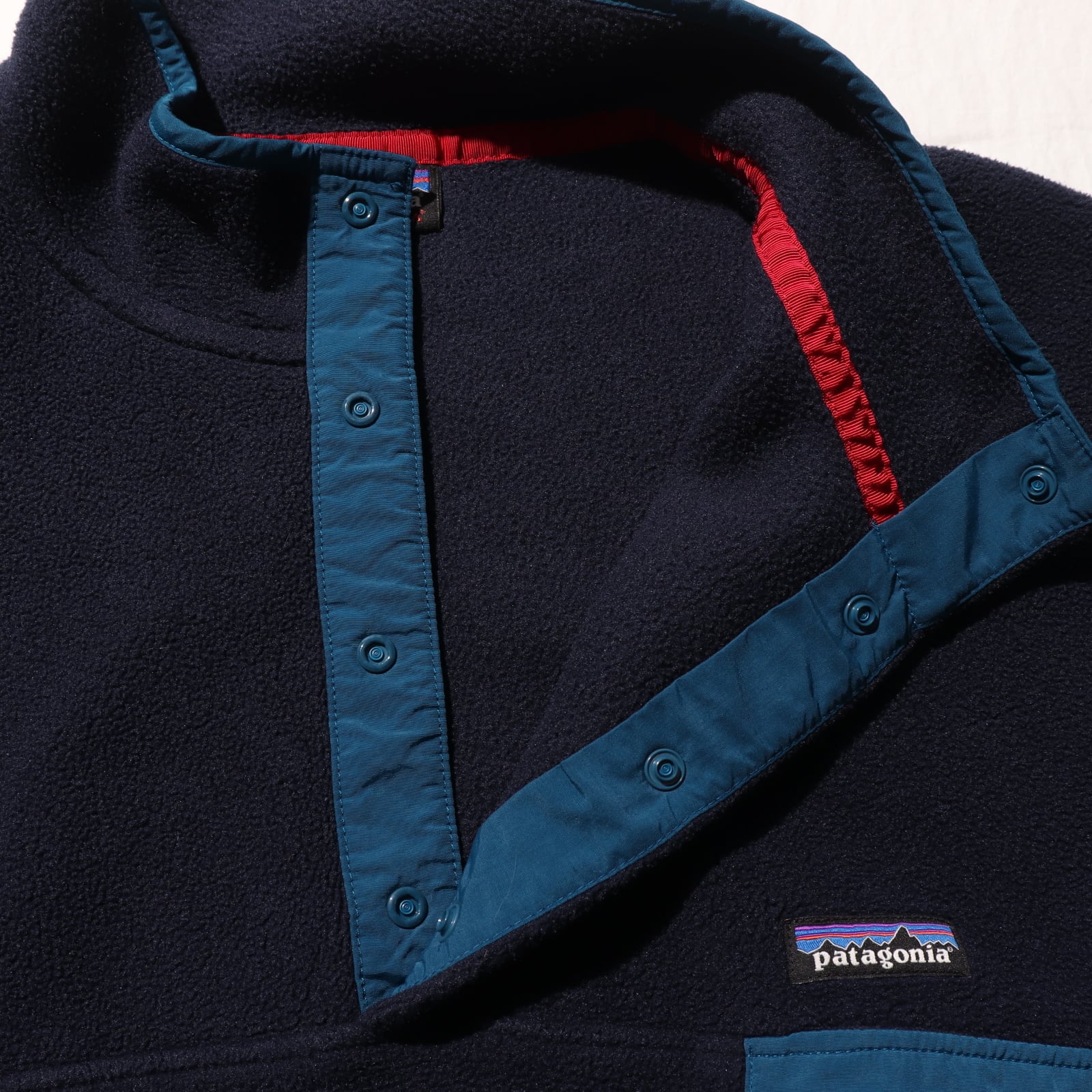 極美品 XL ネイビー 17年 シンチラスナップT Patagonia 極美品 XL ネイビー 17年 シンチラスナップT Patagonia