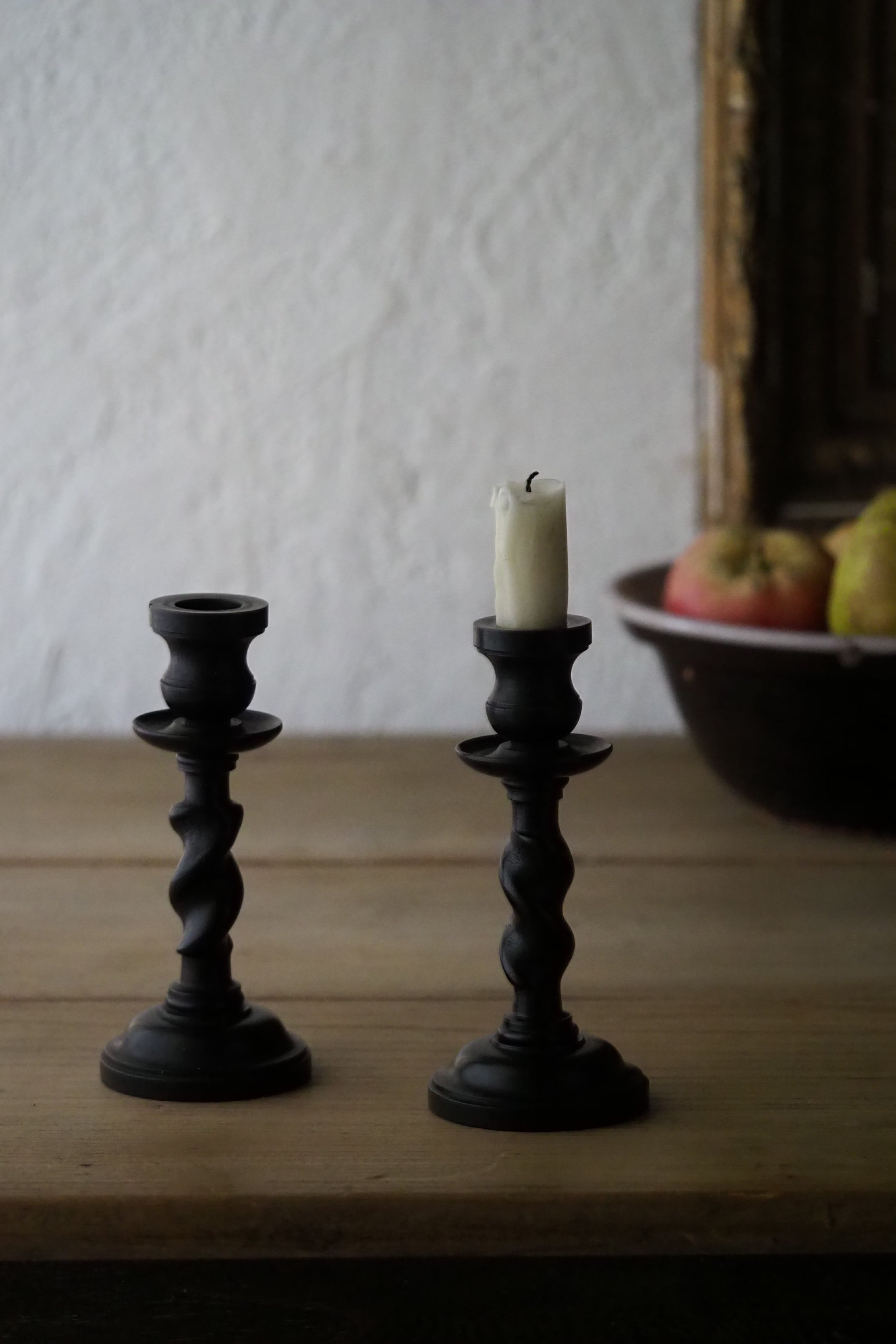 捻りステム ペアの黒檀キャンドルスタンド-antique pair candle stand