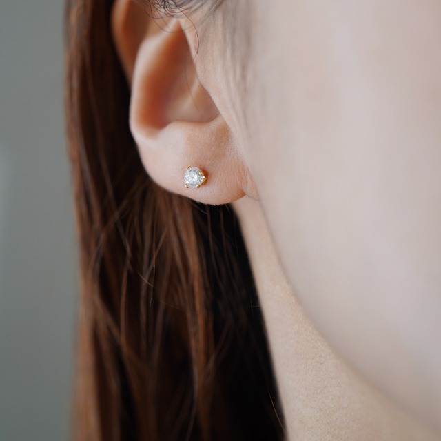 14kgf  モアサナイトピアス4