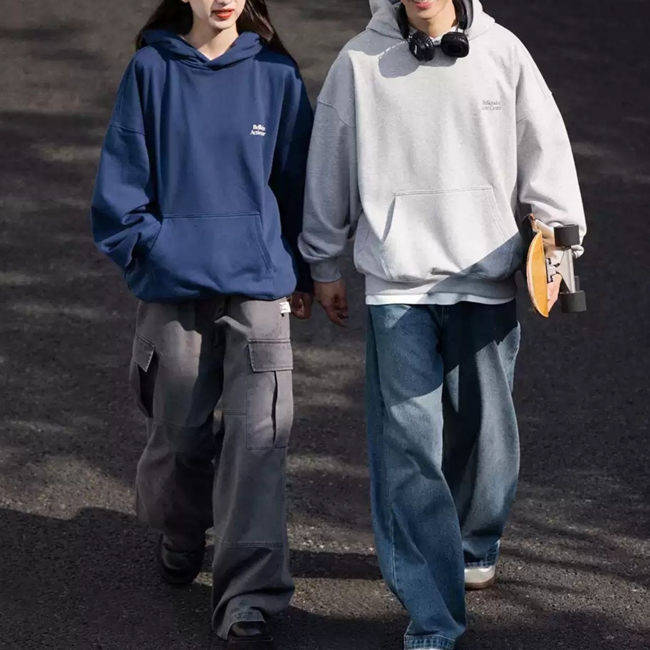 シンプルロゴベーシックフーディー　1019