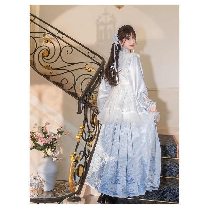 ロリータファッション 華ロリ 海色刺繍 琵琶袖ブラウス＆漢服風