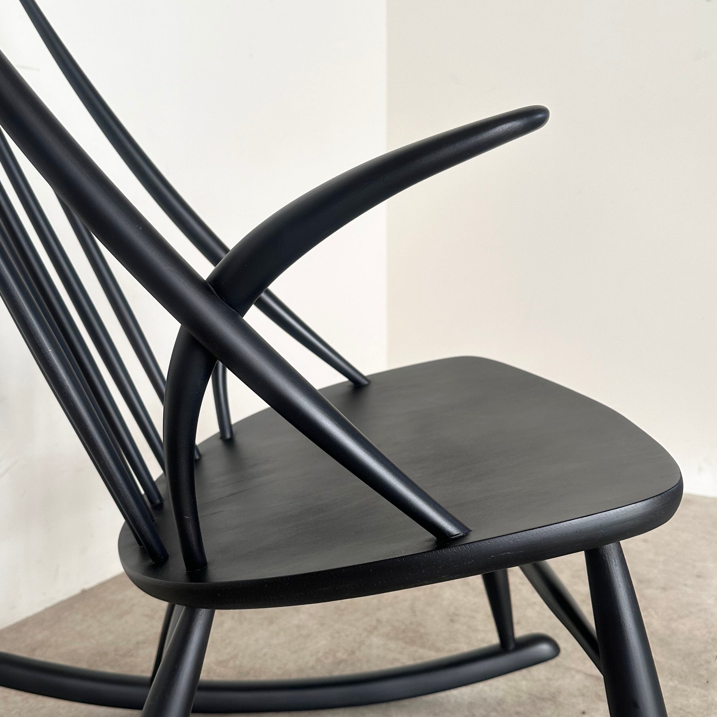 Rocking chair Model IW3 by Illum Wikkelsø for Niels Eilersen