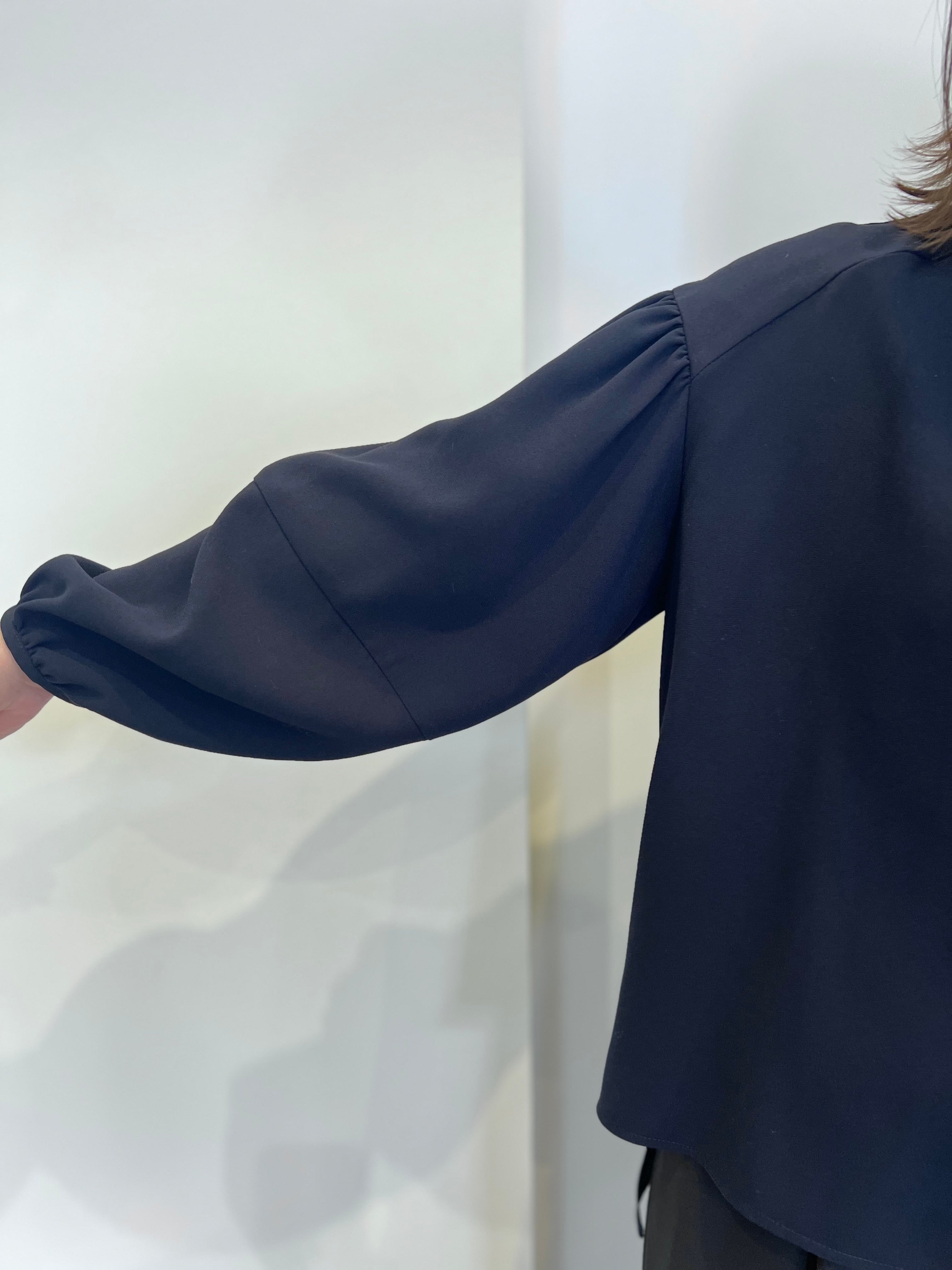 【PASSIONE】ギャザードロップショルダーブラウス 516910