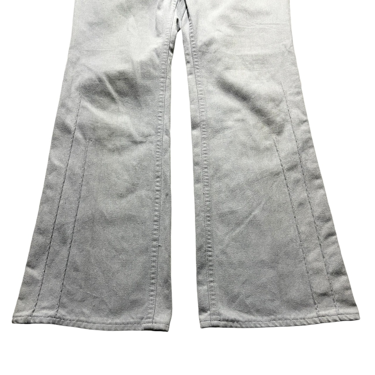 vintage 1970’s “LEVI’S FOR MEN” darts design flare pants