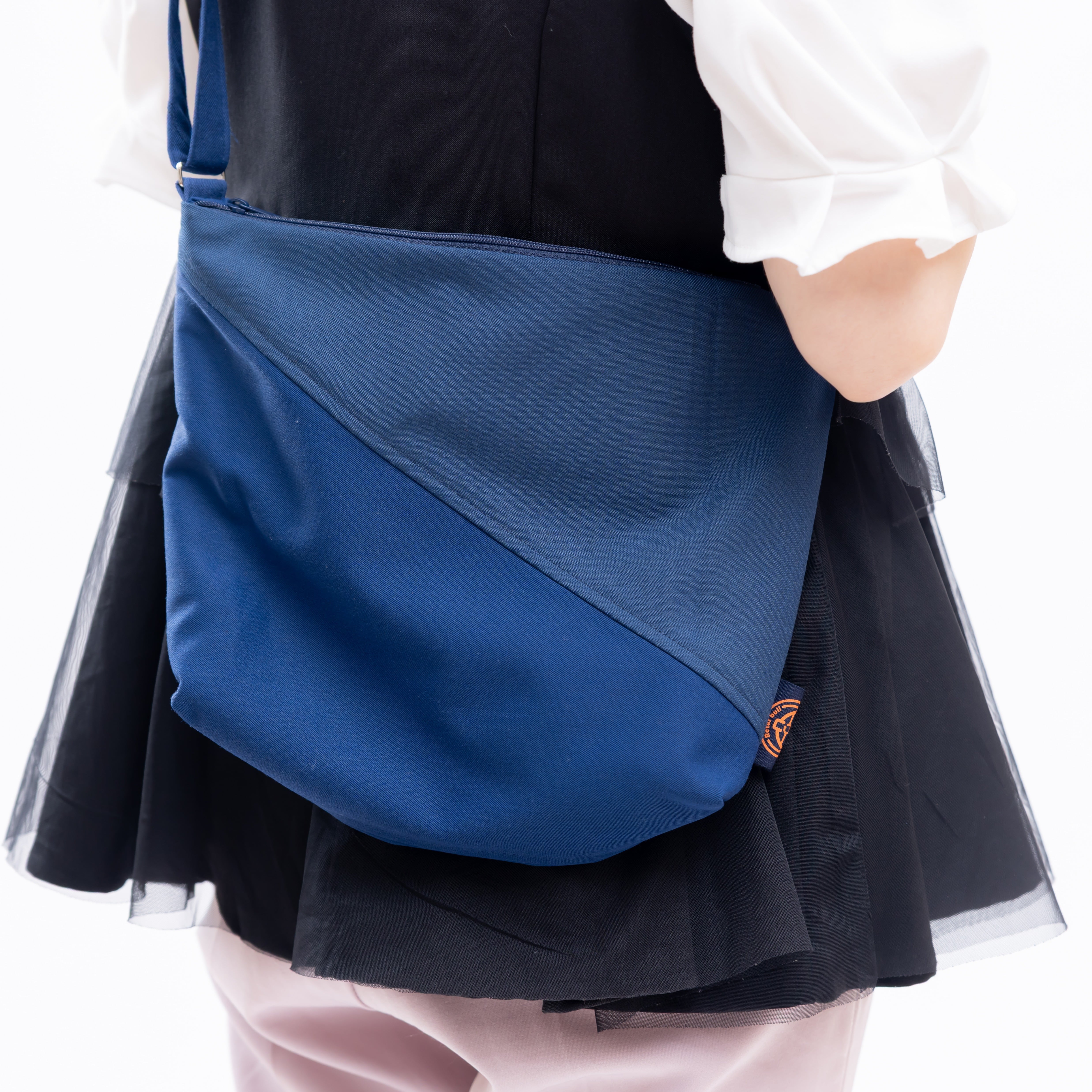 消防活動服からできた斜め掛けポーチ【OKAYAMA】