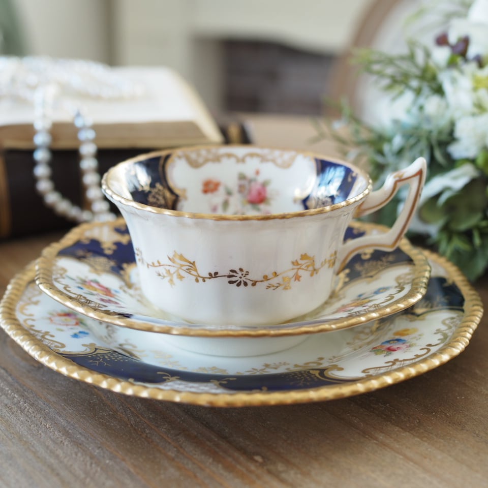 【中古】コールポート　バットウィングコバルト　トリオ　カップ＆ソーサー&プレート 英国コールポート 希少 バットウィング・コバルト トリオB カップ