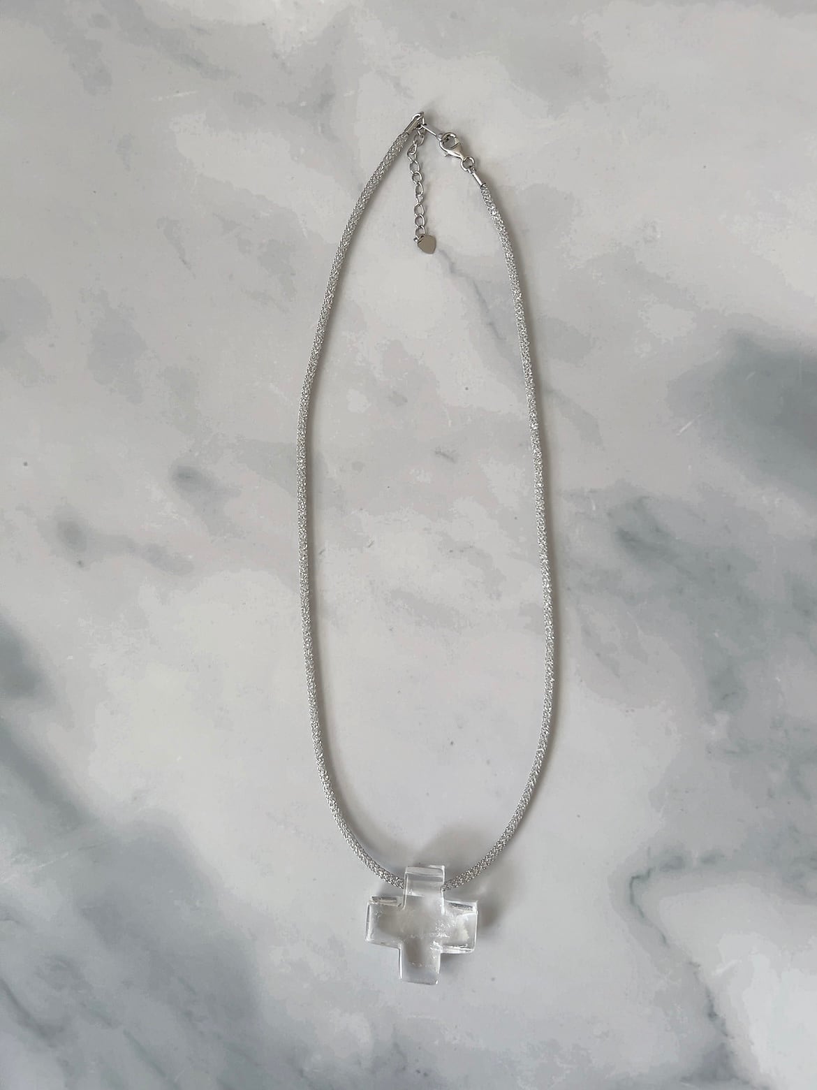 Cassiopeia クリスタル ネックレス NINAネックレス・ クリスタルクロス | 上品なアクセサリー | こだわり