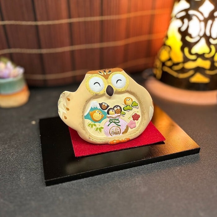 19-227 大福笑い幸福六貯金箱 ふくろう 不苦労 貯金箱かわいい 素焼き