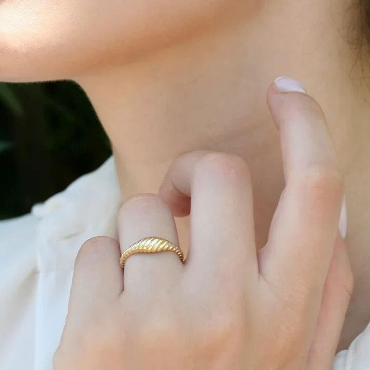 Rib-Processed Gold Ring(2color) V3846