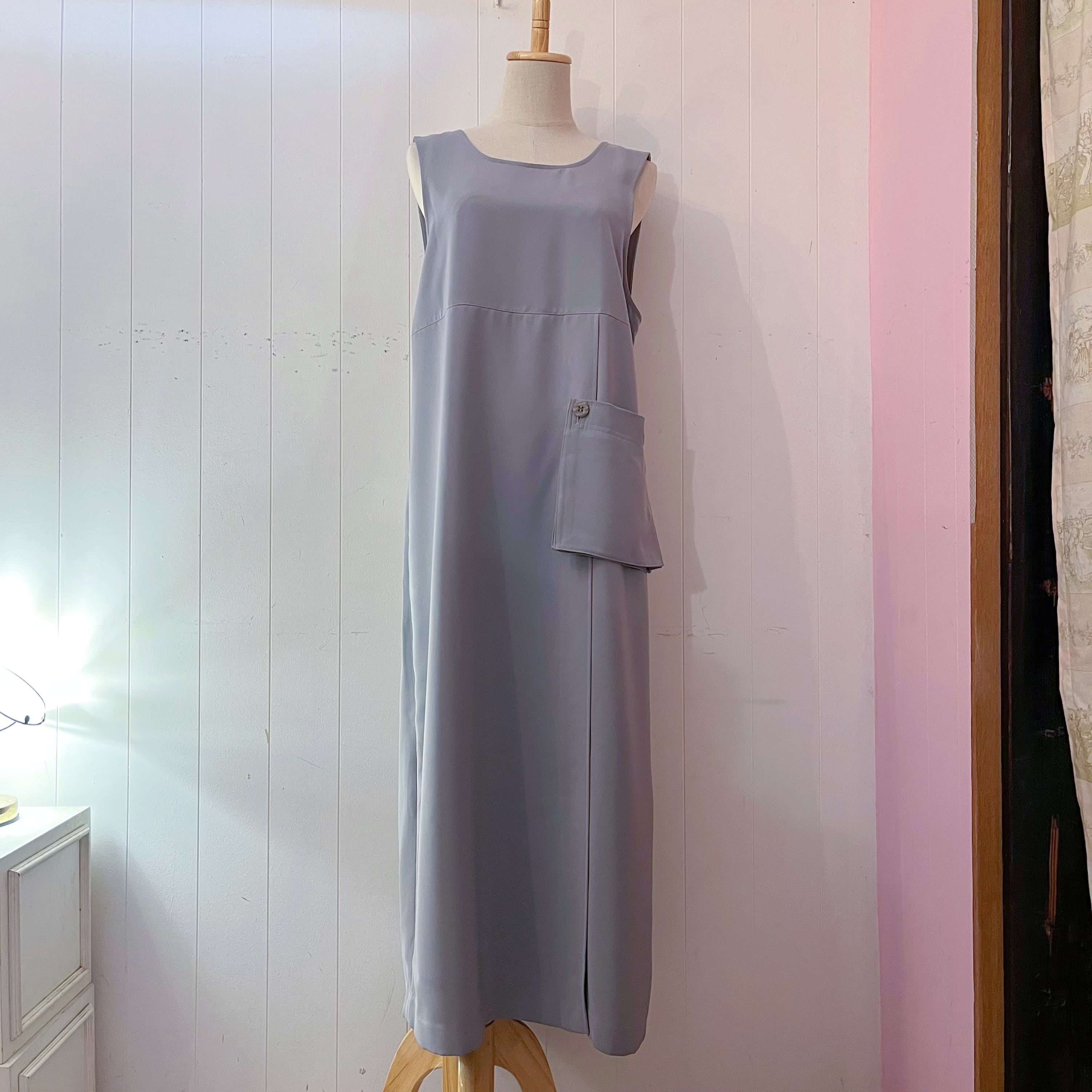 removable pocket gray jumper skirt