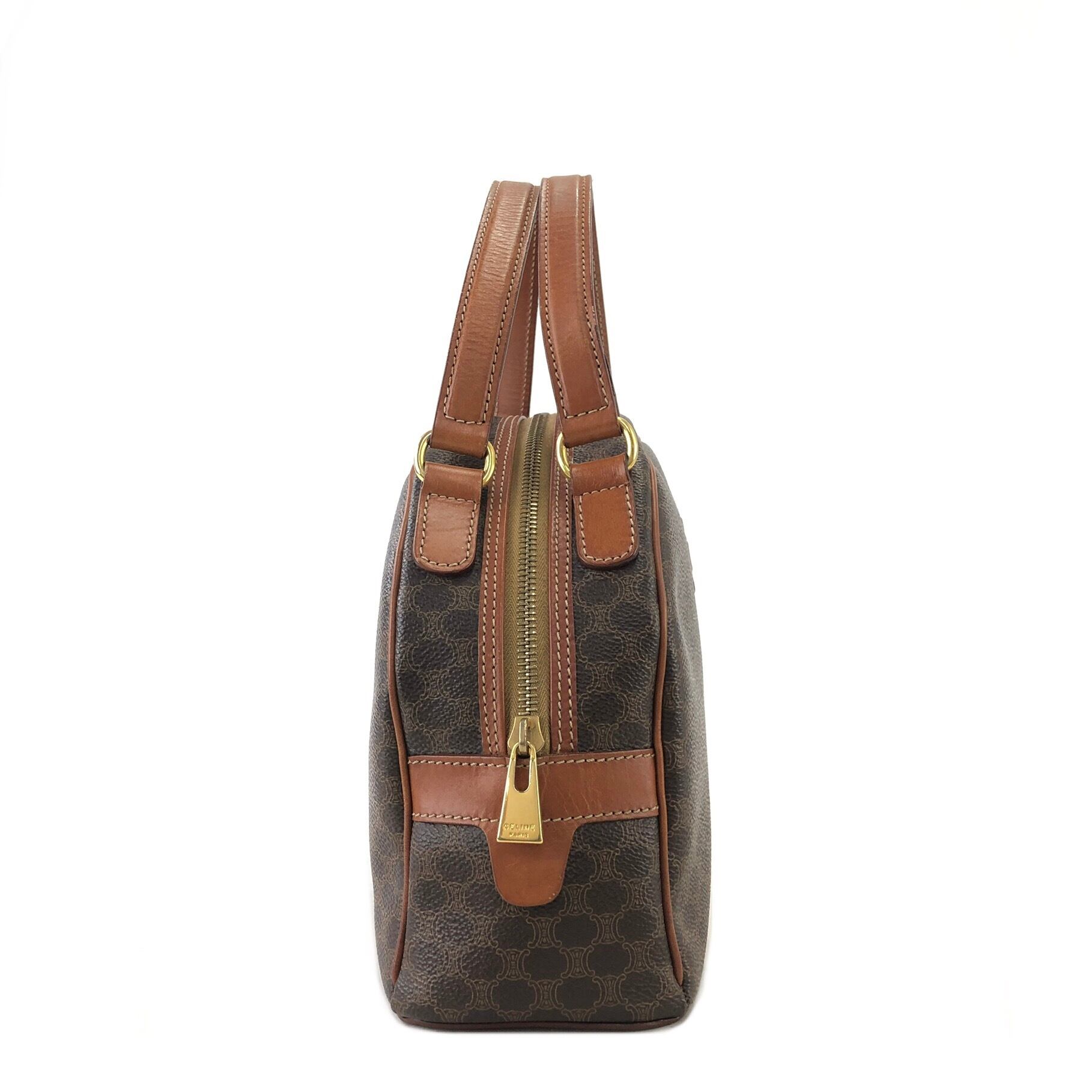 CELINE セリーヌ マカダム ブラゾン型押し レザー ハーフラウンド