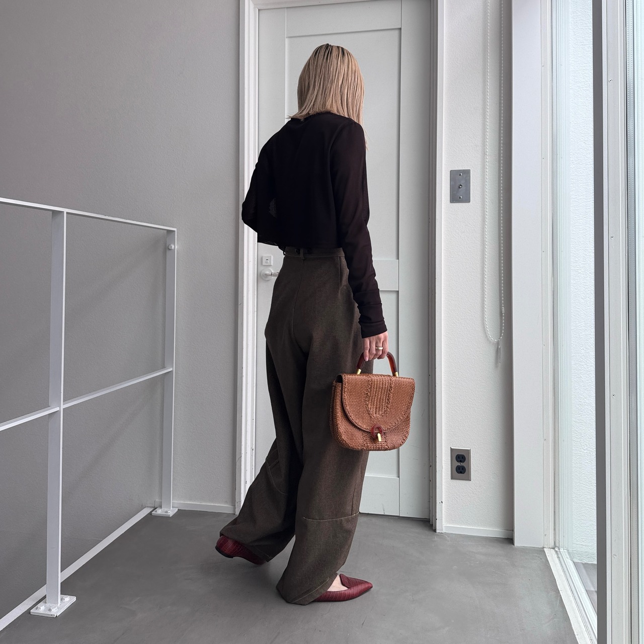 crew neck tulle sheer short tops/brown