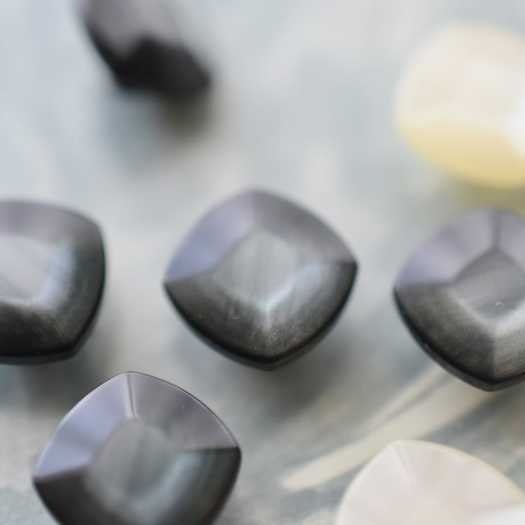 ミニスクエア×シャイニーグレー 11.5㎜