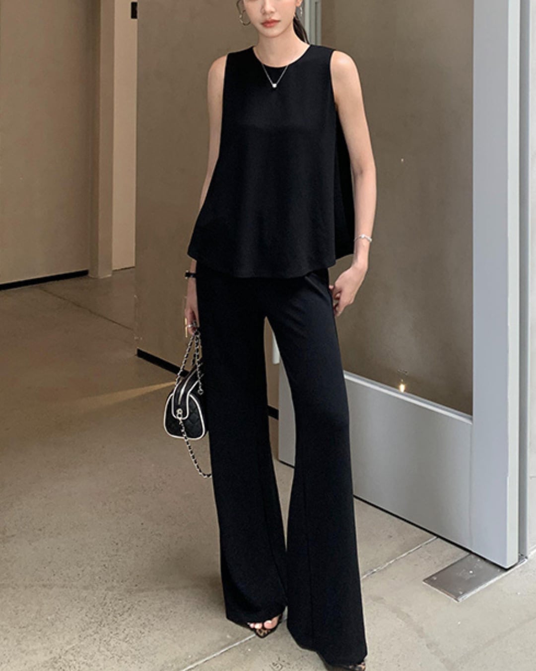 ペプラムトップス×フレアパンツセットアップ S25566