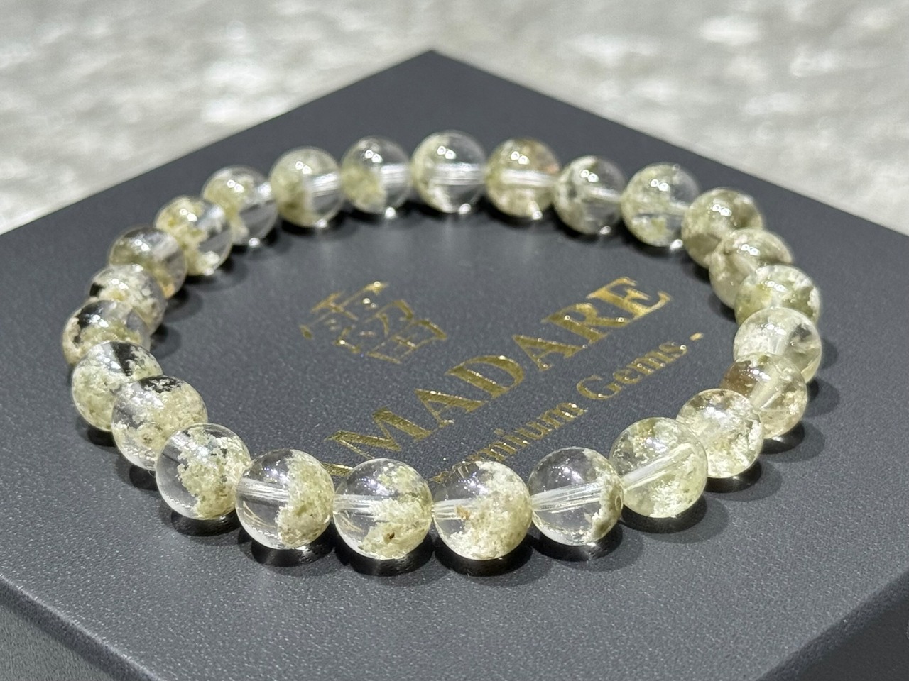 No.1882【S】ミルキーグリーンガーデンクォーツブレスレット