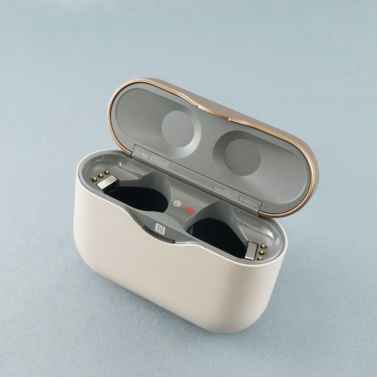 WF-1000XM4 充電ケースのみ SONY WF-1000XM4 充電ケースのみ＃189