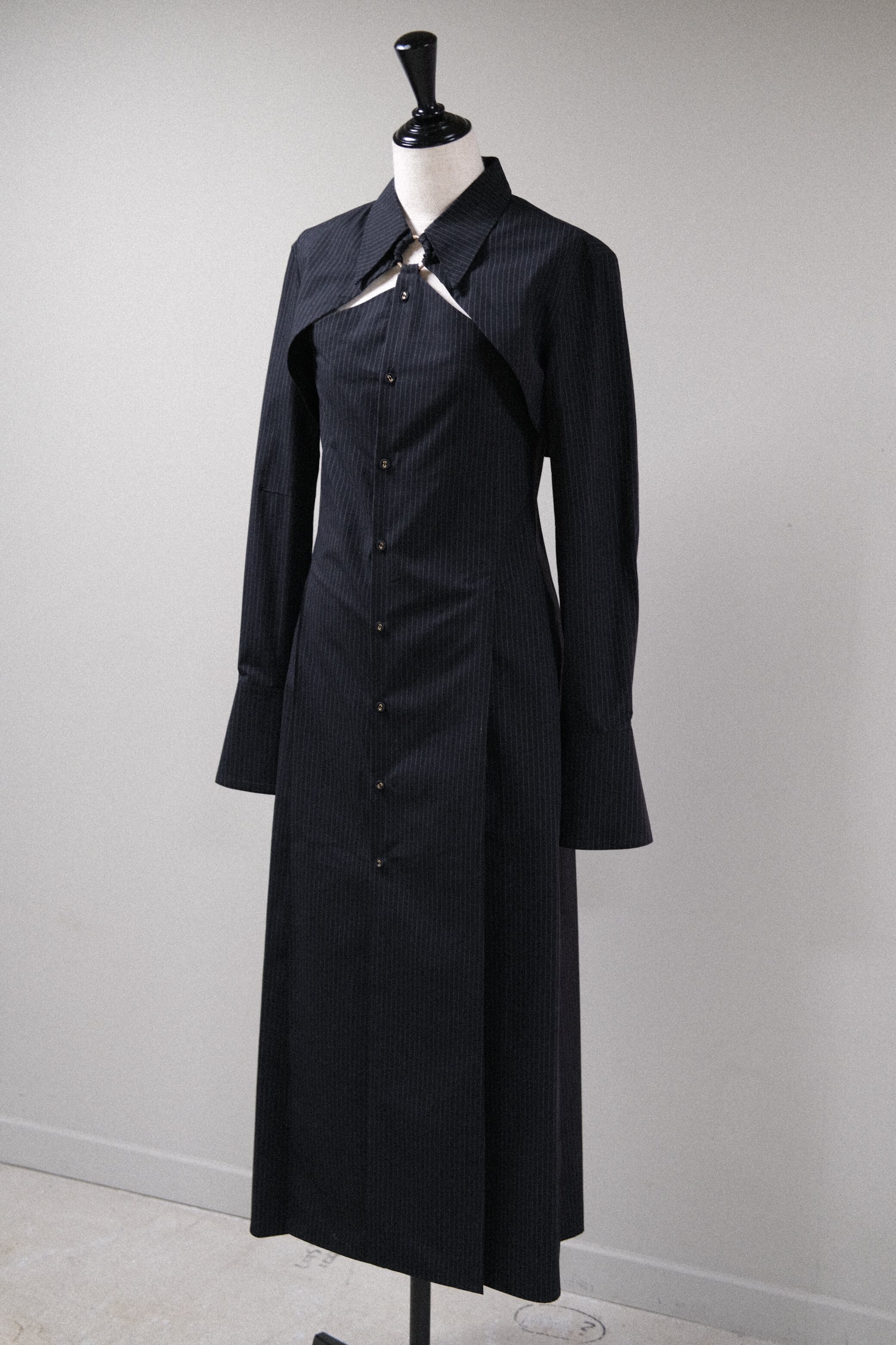 コズミックワンダー ヘリンボーン コート 黒 日本製