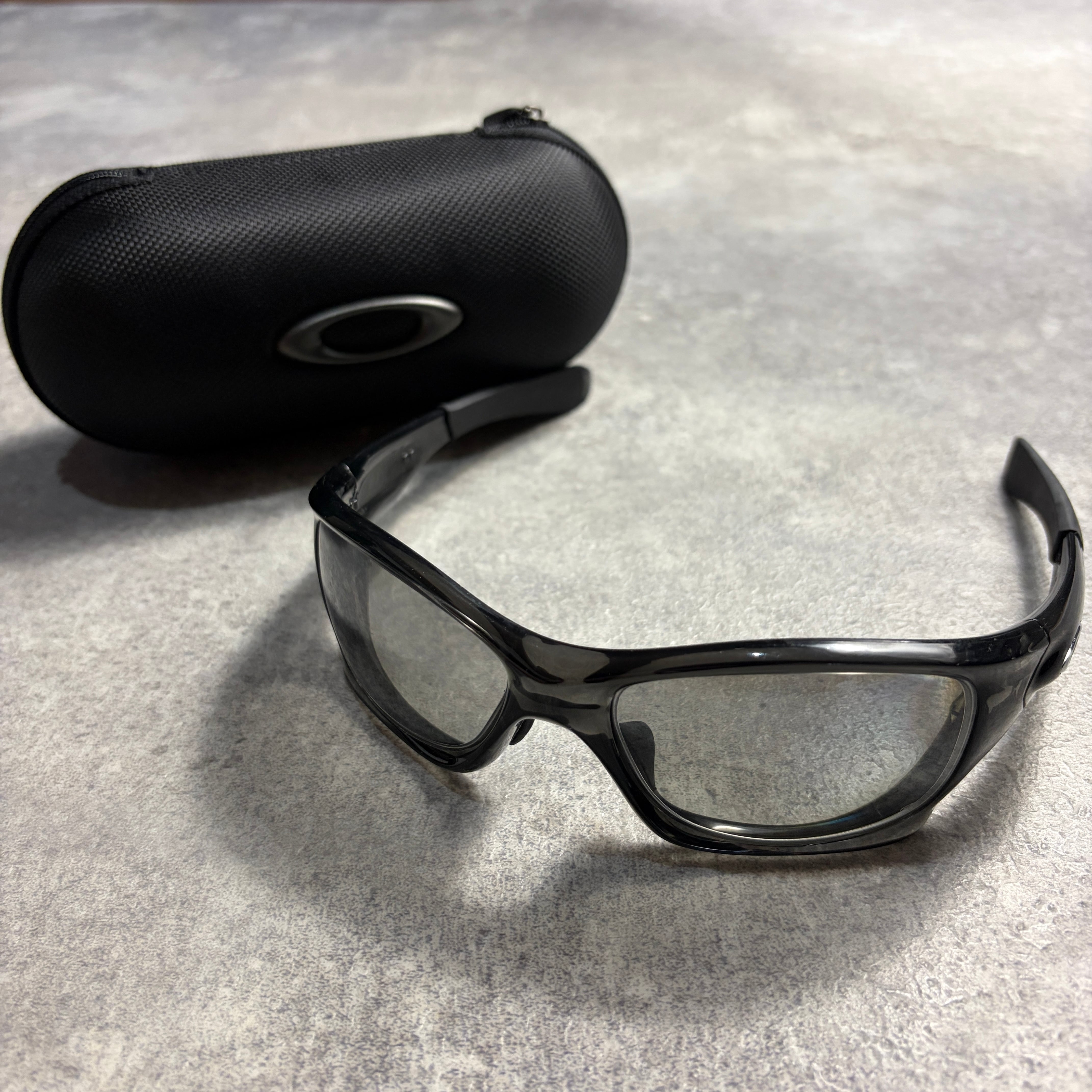 00s OAKLEY PIT BULL SUNGLASSES ARCHIVE | LOST