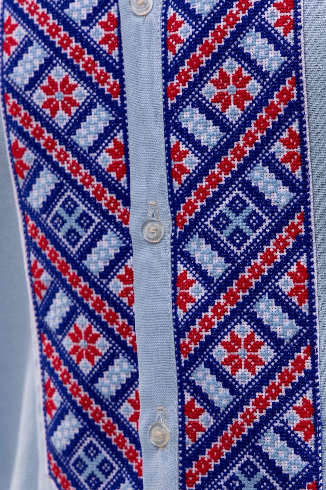 ウクライナ刺繍ヴィシヴァンカ　クロスステッチ手刺繍　Lサイズ　メンズ - 2
