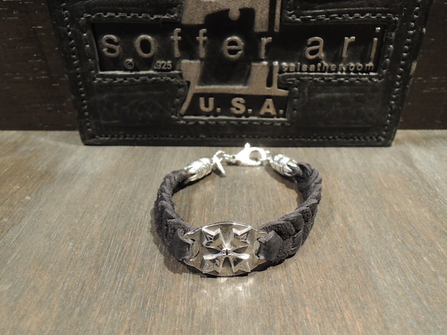 Perfect Collateral 18K Yellow Gold E.C. Cross Bracelet SofferAri ソファーアリ日本代理店 Shaggy シャギー着用