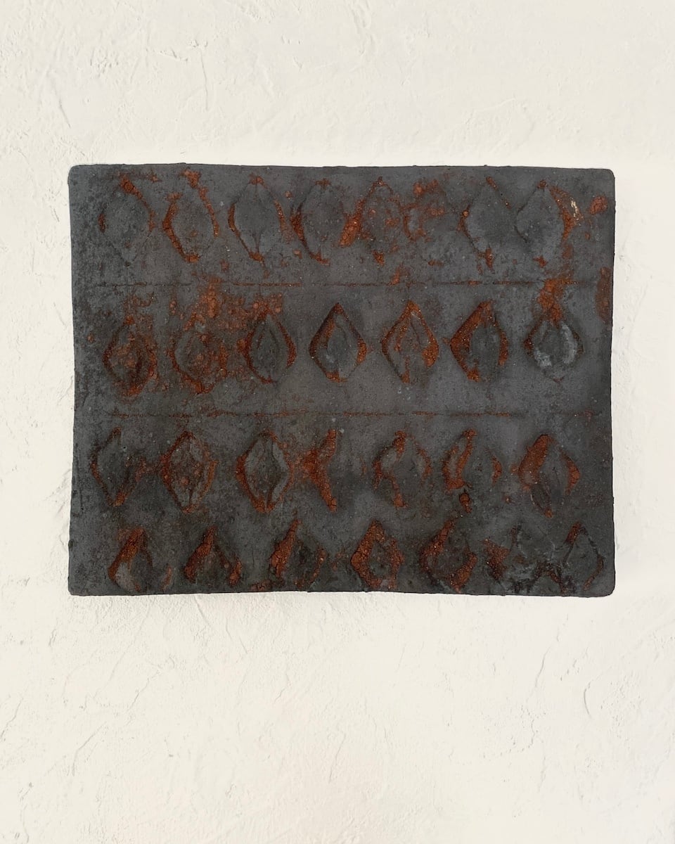 島田篤 "陶板 壁かけ” SHIMADA Atsushi "shape of shadow-wall hanging"