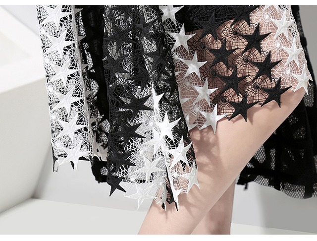 星柄 レース 半袖ワンピース アシンメトリー ゆったり 大きめ レディース ファッション ガーリー カジュアル A690 La Vie En Rose 星柄 レース 半袖ワンピース アシンメトリー ゆったり 大きめ レディース ファッション ガーリー カジュアル A690 La Vie En Rose