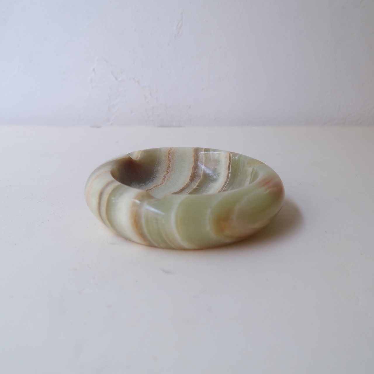 グリーンホワイトストライプのジュエリートレイa