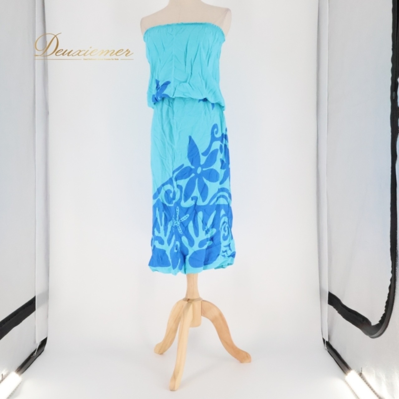 フラダンス 衣装 ワンピース ドレス ハレクアイレア ブルー系 Halekuai Lea 日本製 チューブトップ ワントーン ティアレ柄 かわいい 華やか 鮮やか 明るい 水色 青 ハワイアン アロハ ハワイアンプリント フラ ダンス レッスン 練習 軽やか