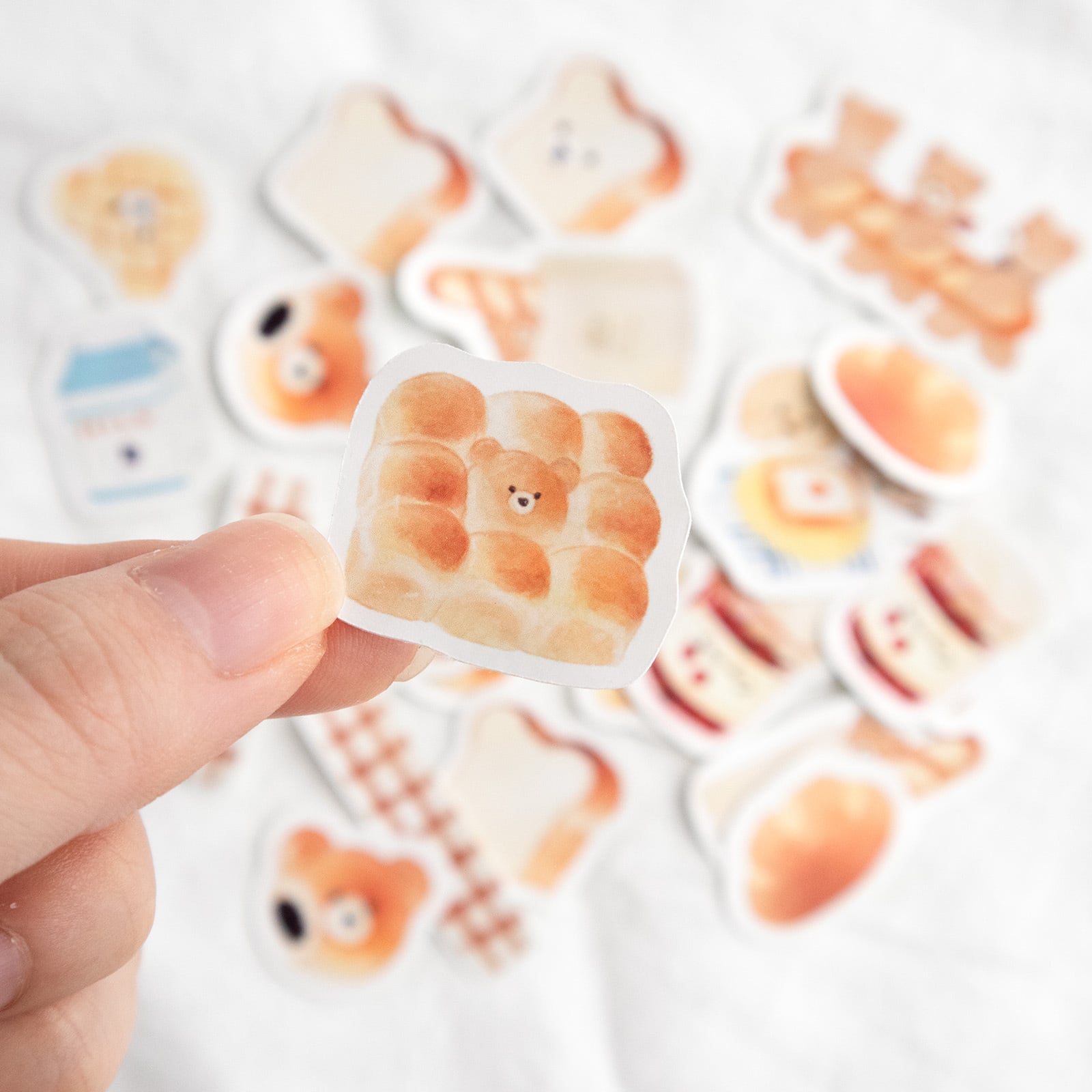 可愛いい❤️❤️フレークシール( ⸝⸝•ᴗ•⸝⸝ )くまパンの仲良し