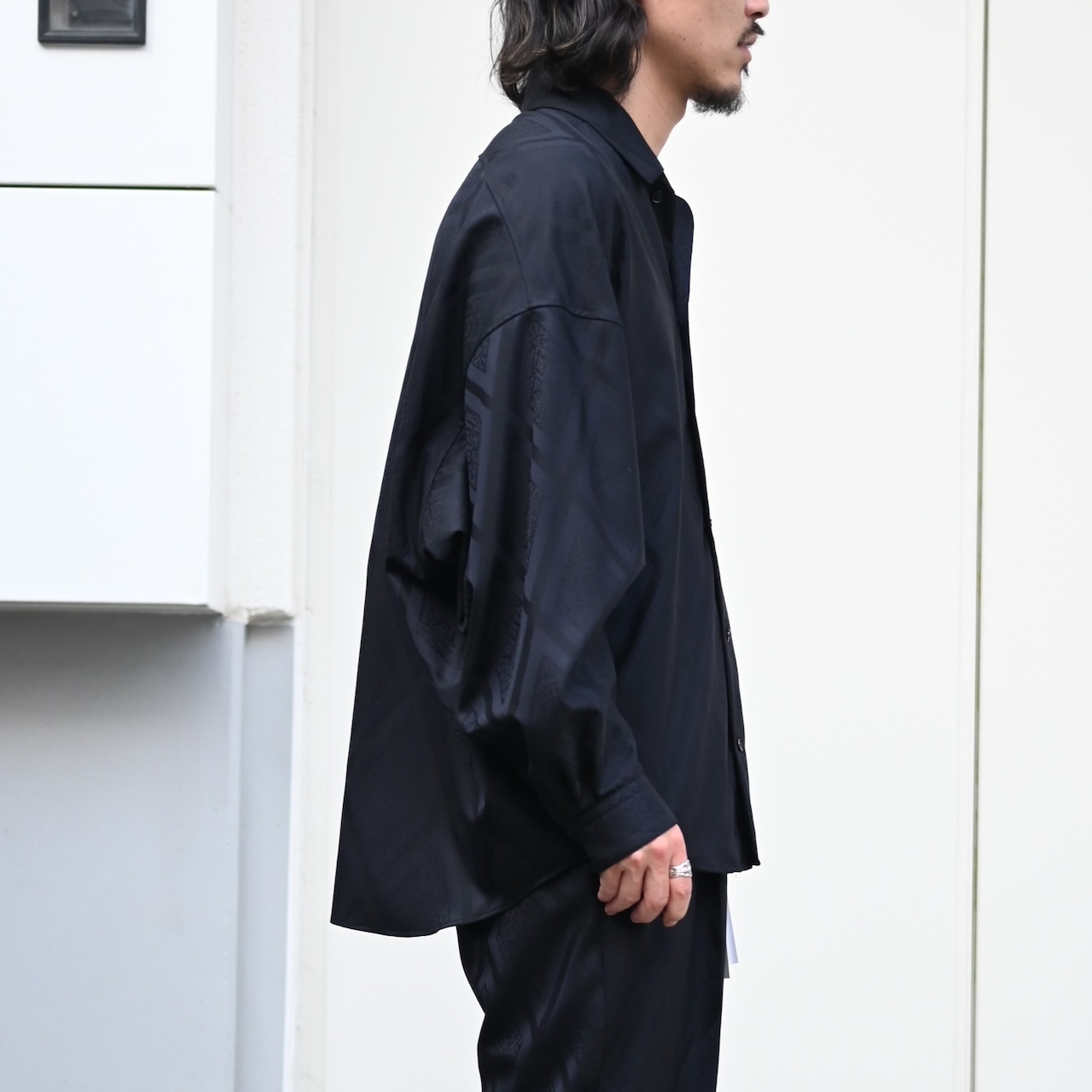 Nonnotte / Calm Oversized Open Collar Shirt
