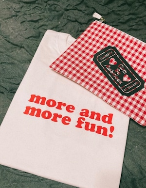 【ランダム】more and more Tシャツ&Girls Be Ambitious ポーチ