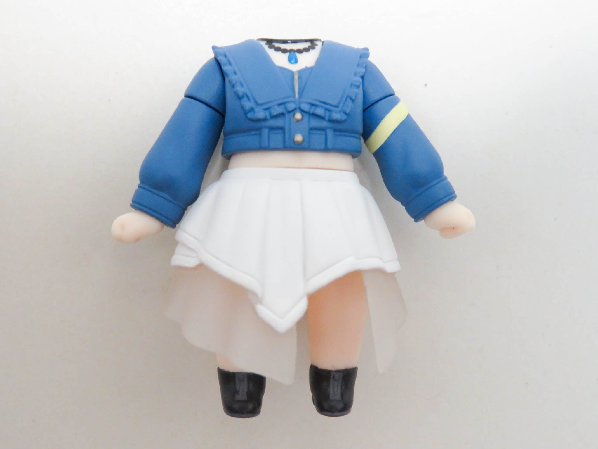 再入荷(A-ランク)【2707】 千早愛音 体パーツ 私服 ねんどろいど