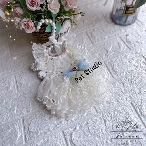 予約　海外ハンドメイド　受注製作品【№B06018】小花柄　ティアードワンピ（バレッタ付き）