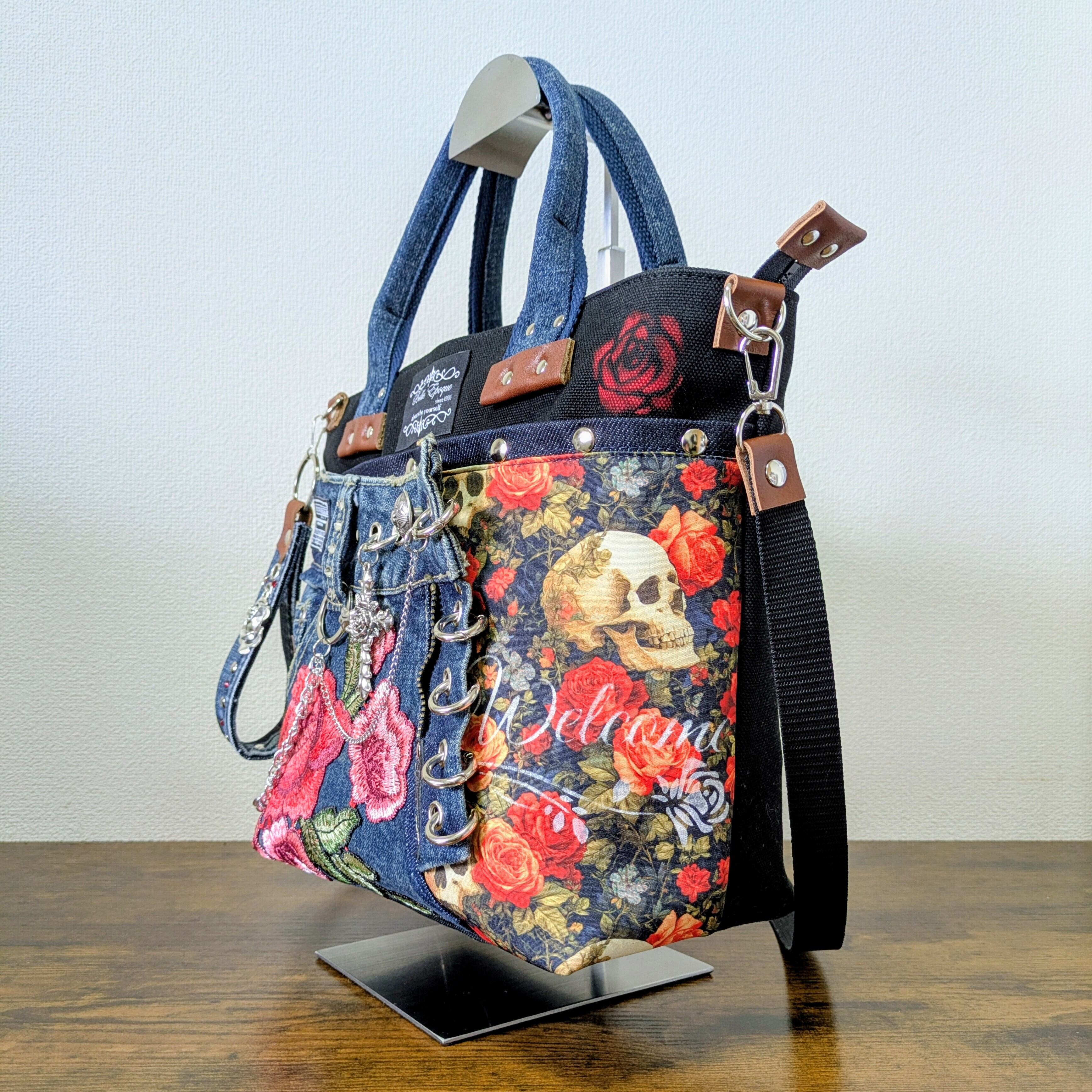 一点物 デニムリメイク2wayバッグ 薔薇×レースアップ ロック 一点物 デニムリメイク 2wayバッグ ロック＆ゴシック 薔薇 十字架
