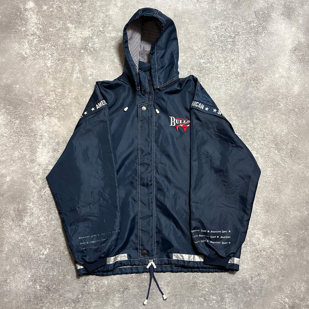 Chicago Bulls Logo Embroidered Jacket. | am3:41 - NBA & Sports