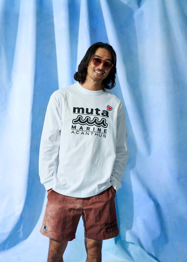 【予約販売2月下旬～3月中旬入荷】muta MARINE × ACANTHUS Wネームロゴ L/S Tee