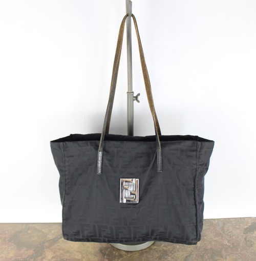 .FENDI ZUCCA PATTERNED LOGO TOTE BAG MADE IN ITALY/フェンディズッカ柄ロゴトートバッグ 2000000037400