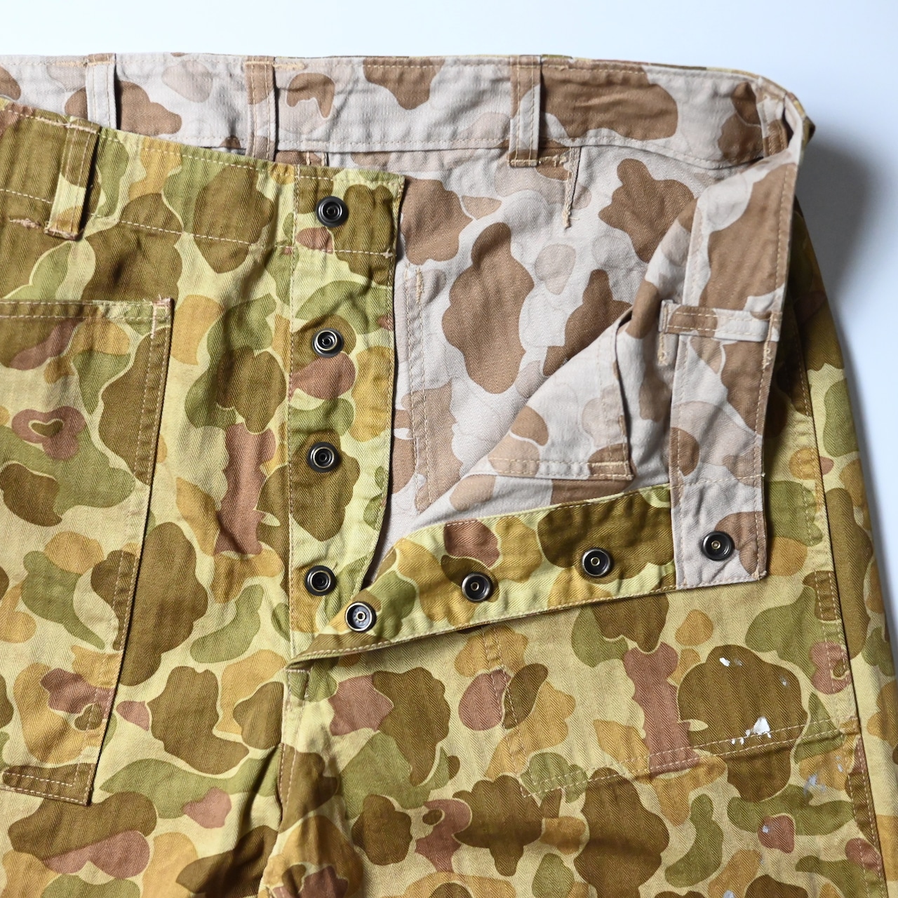 BOWWOW / DUCK HUNTER CAMO FIELD PANTS (裏側)