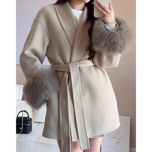 Fur cuffs short coat(2color)　　V1259