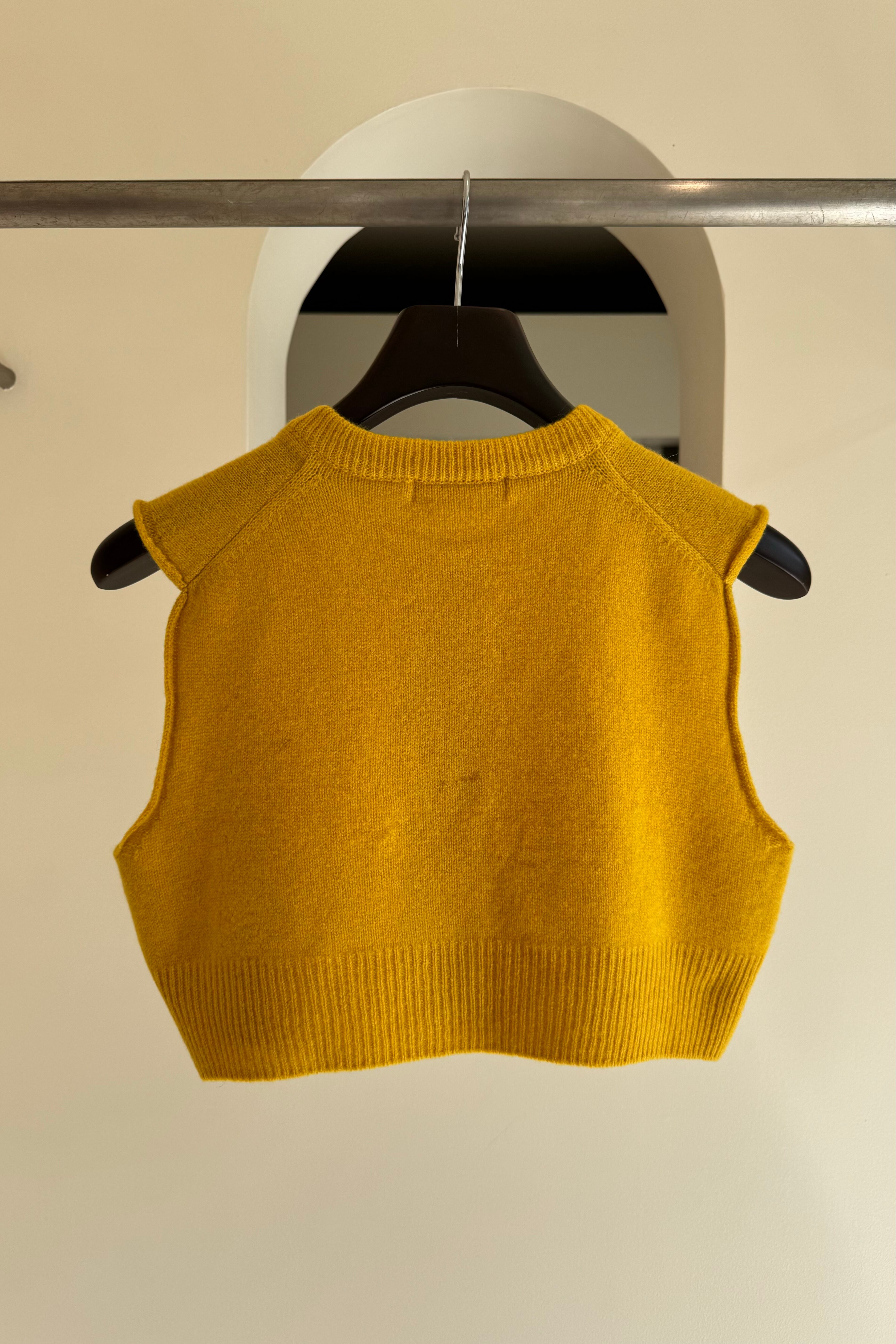 KAYLE】WOOL KNIT VEST WAIST WARMER SET | theour