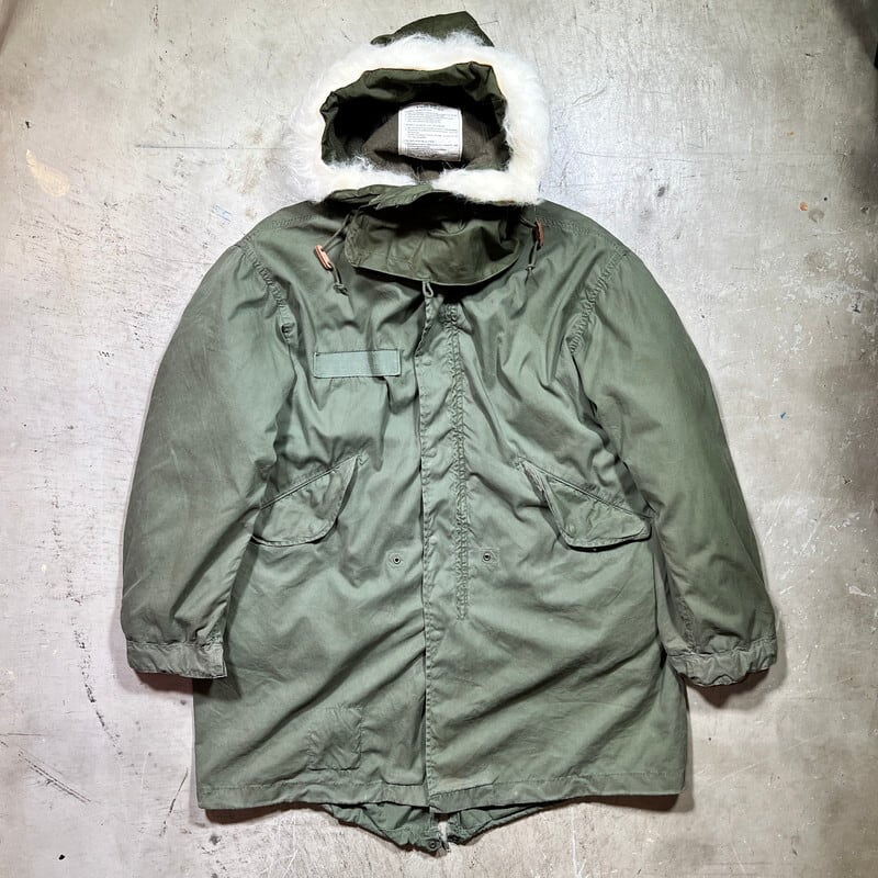 70's~ U.S.ARMY PARKA EXTREME COLD WEATHER M-65 FISHTAIL PARKA フィールドパーカー  フィッシュテール フルセット ミリタリー MEDIUM 米軍 ジッパー交換 希少 ヴィンテージ BA-2064 RM2483H | agito