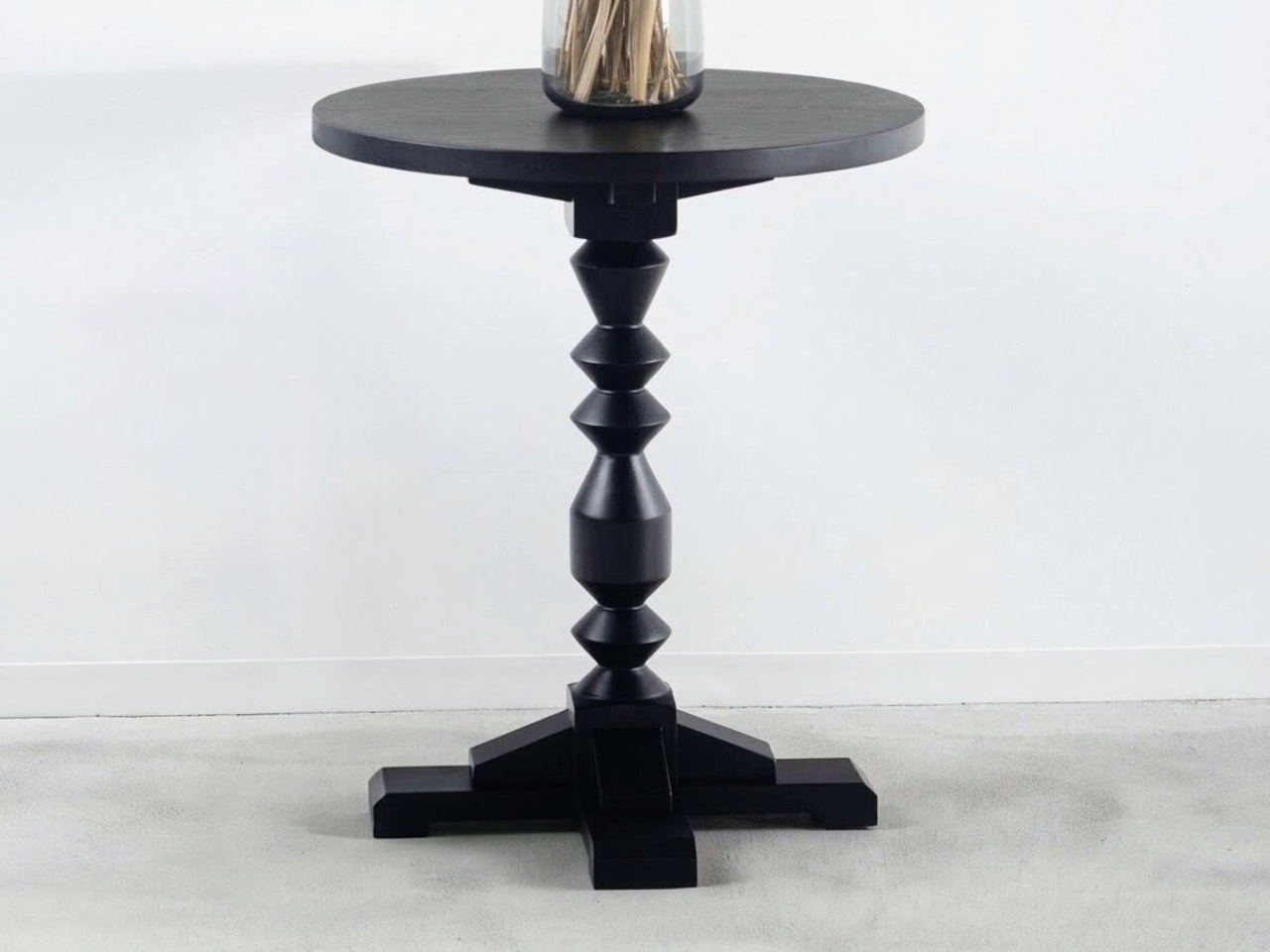 直径60cm 丸カフェテーブル 木製 黒 クラシック・画像2