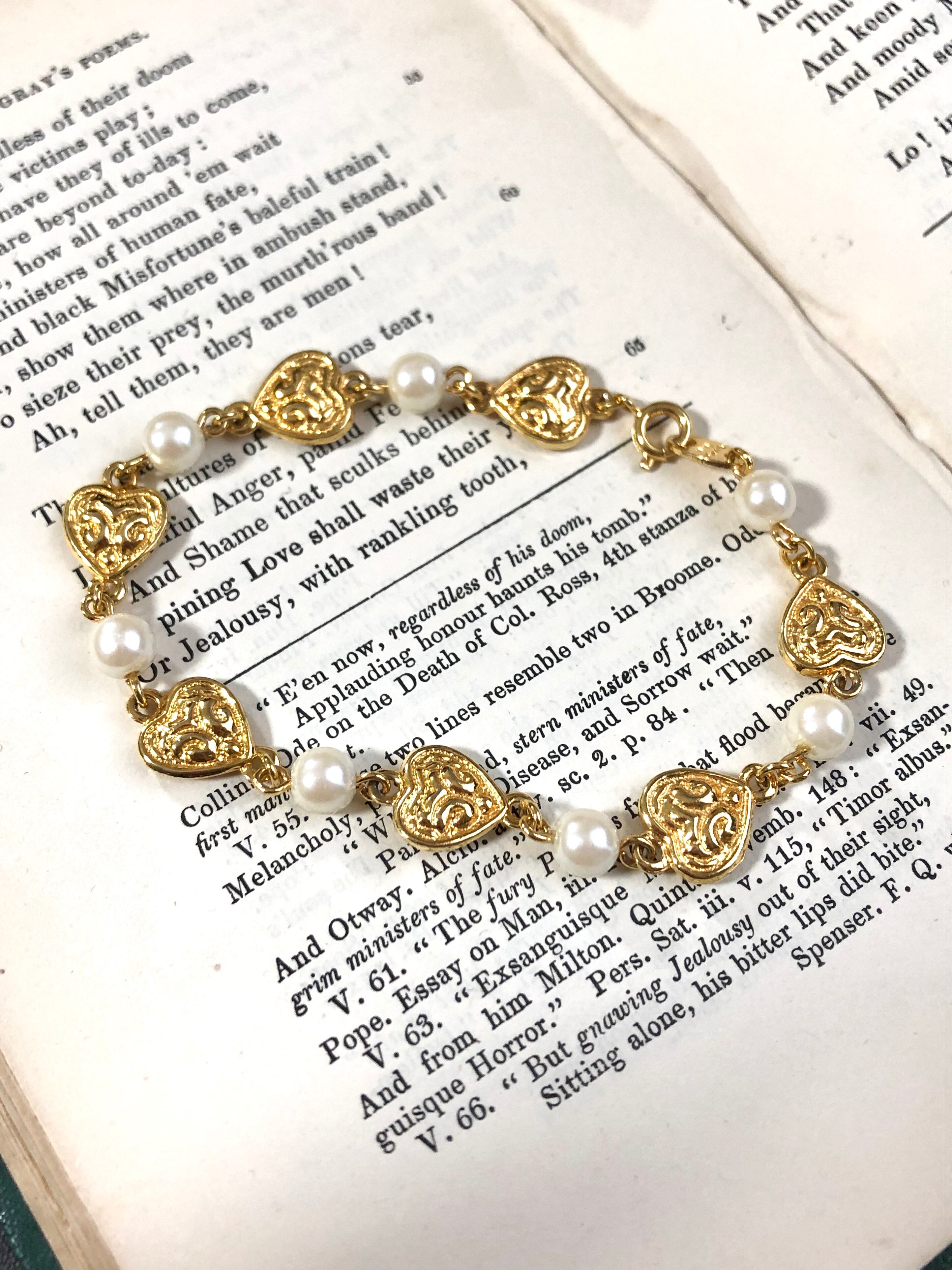 【Run Rabbit Run Vintage 】AVON bracelet