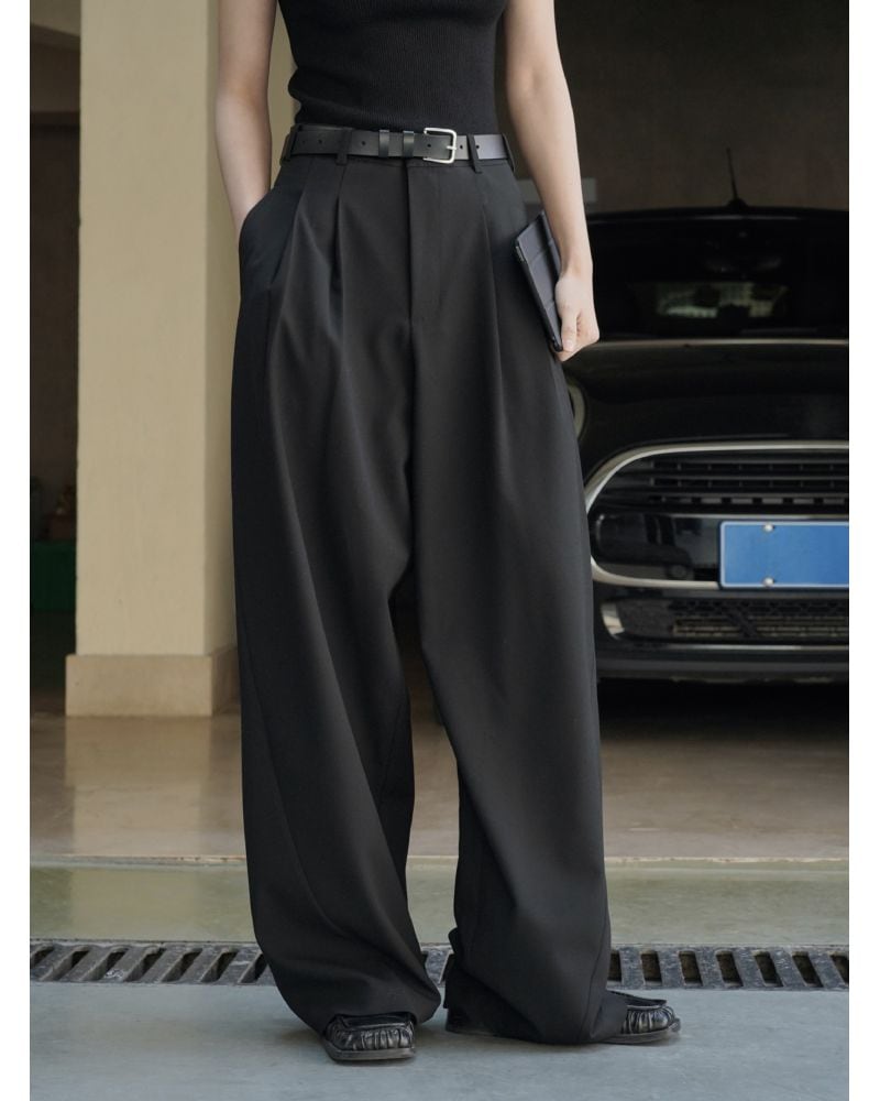 Doubletuck Trousers | Leonie