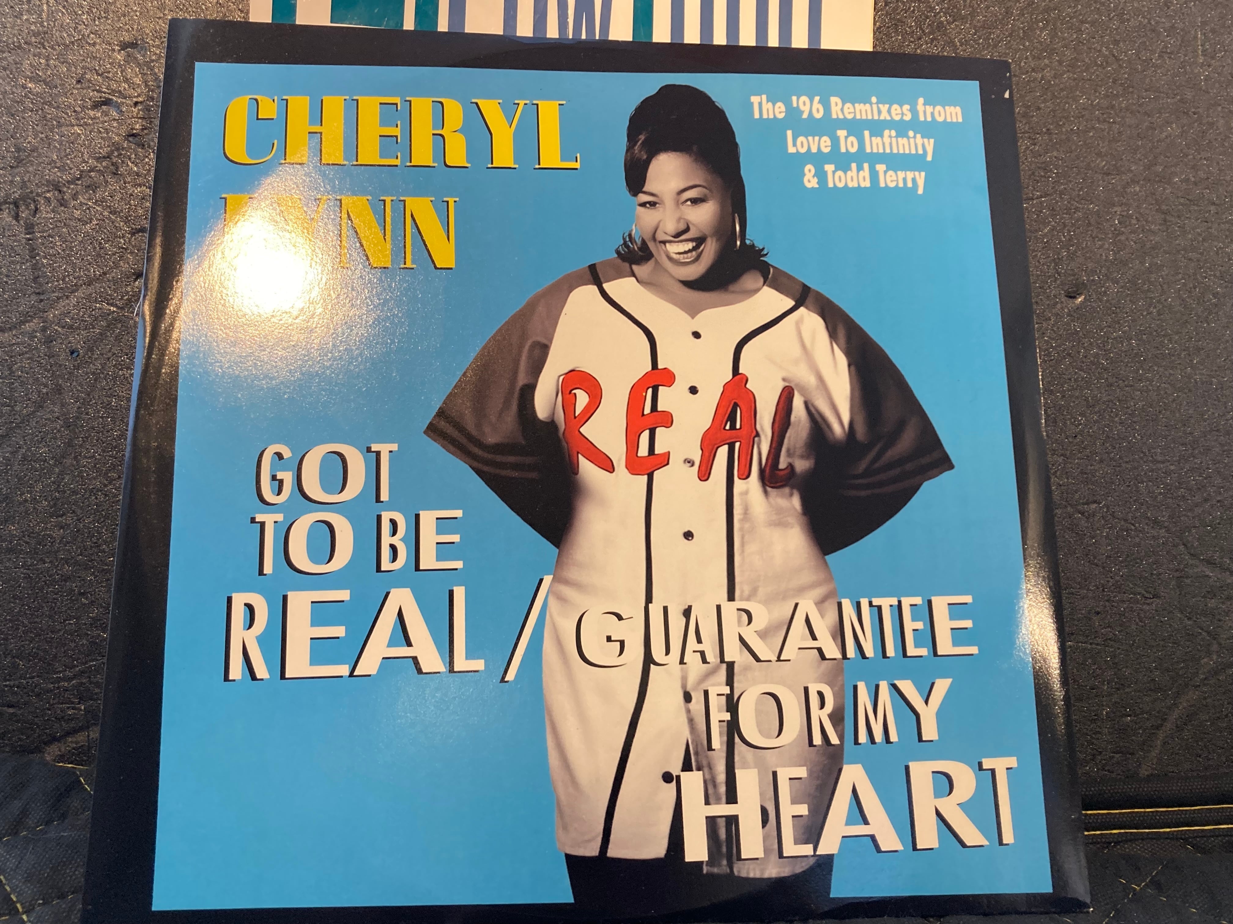 Jocelyn Brown & The Robotiks / Day Dreaming (Hey Baby) | LOW LOUD