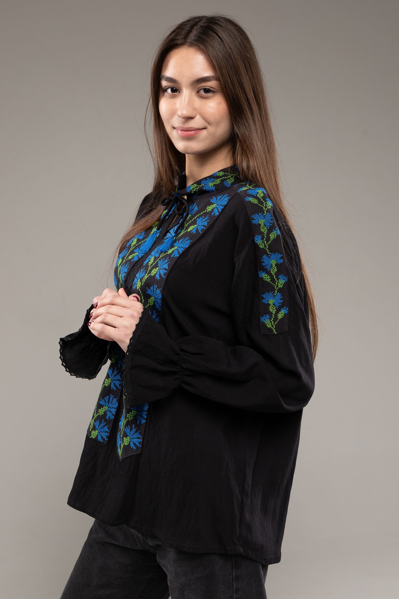 ウクライナ刺繍ヴィシヴァンカ　手刺繍　麻　レディース・フリーサイズ - 14