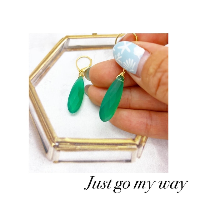 天然石クレソプレーズピアス